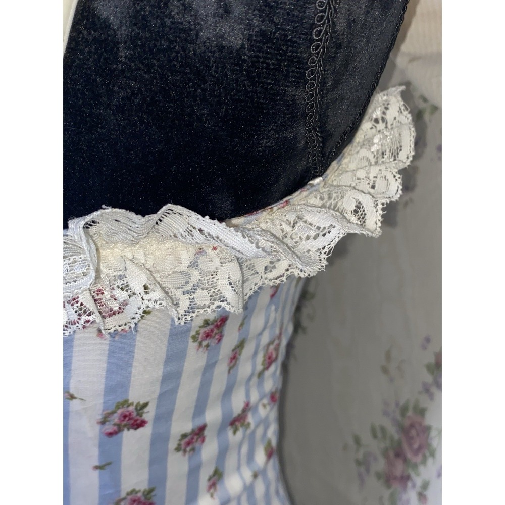 RARE Hell Bunny Corset XS Cottagecore Blue Floral And Lace Velvet Straps - Picture 11 of 15